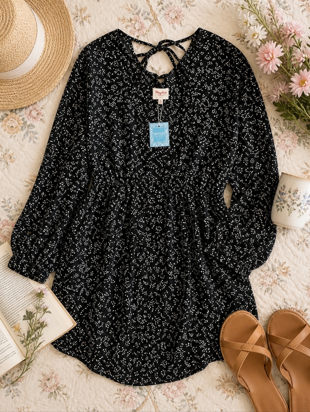 Hayden NWT Black White Dotted Print V-Neck L Sleeve Scarfy Flowy Dress. Ladies1X